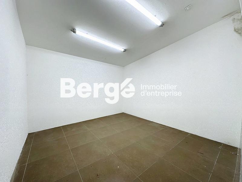 Local commercial - 670 m²