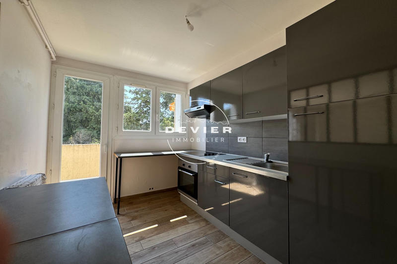 Appartement - 57 m² - 3 pièces