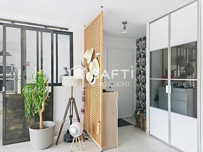 Maison - 96 m² - 4 pièces