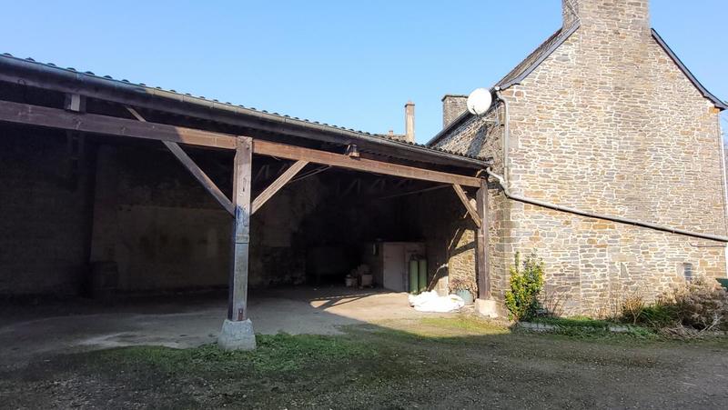 Maison en pierre - 139 m² - 6 pièces