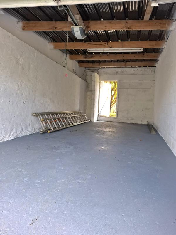 Maison - 93 m² - 5 pièces