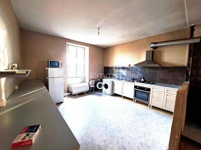 Maison - 170 m² - 10 pièces