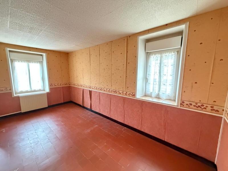 Maison de village - 110 m² - 5 pièces