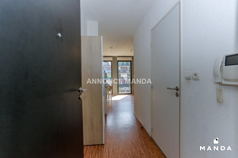 Studio - 21 m² - 1 pièce