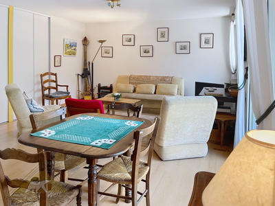 Appartement - 147 m² - 7 pièces