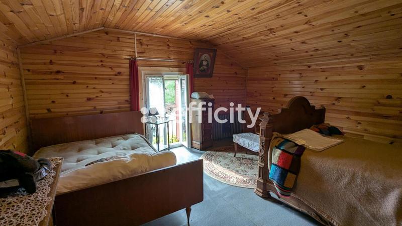 Maison - 130 m² - 8 pièces