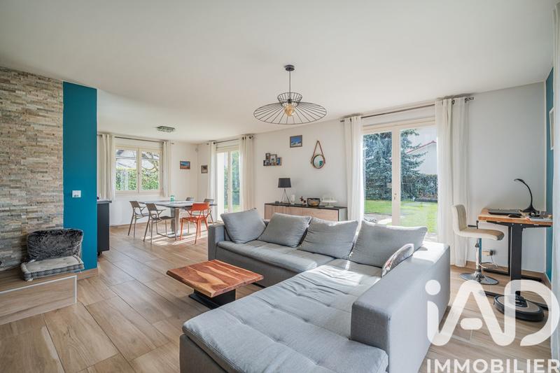 Maison - 137 m² - 6 pièces