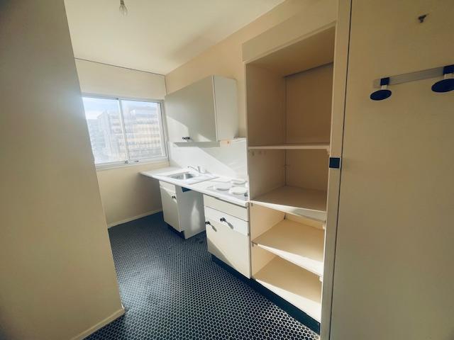 Appartement ancien - 86 m² - 5 pièces