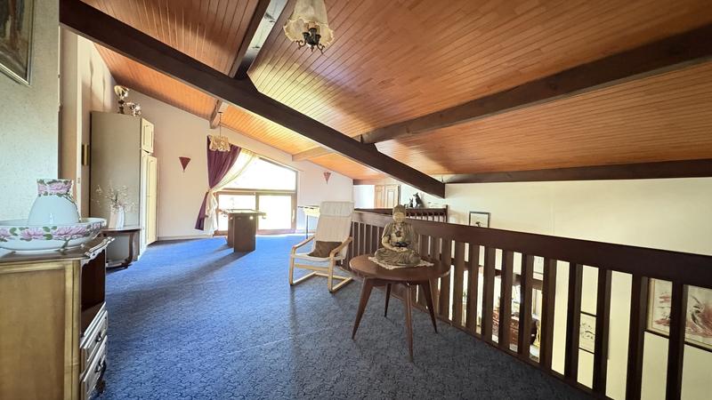 Maison d'architecte - 295 m² - 9 pièces