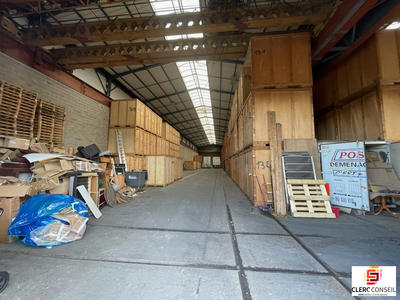 Local d'activités - 2 808 m²