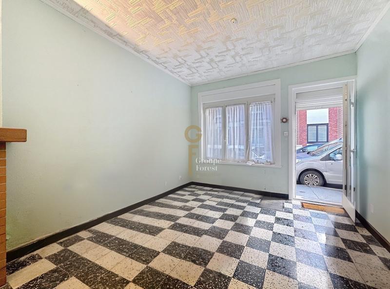 Maison - 80 m² - 5 pièces