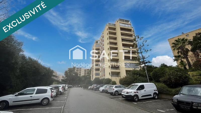 Appartement - 98 m² - 4 pièces