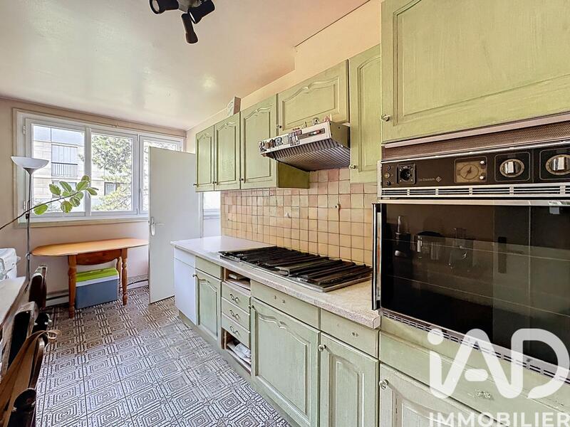 Appartement - 98 m² - 5 pièces