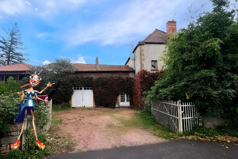 Demeure - 234 m² - 7 pièces