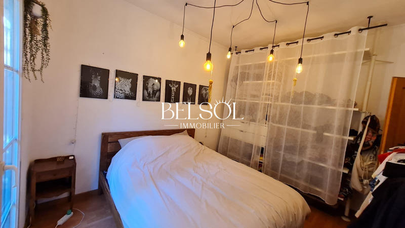 Loft - 75 m² - 3 pièces