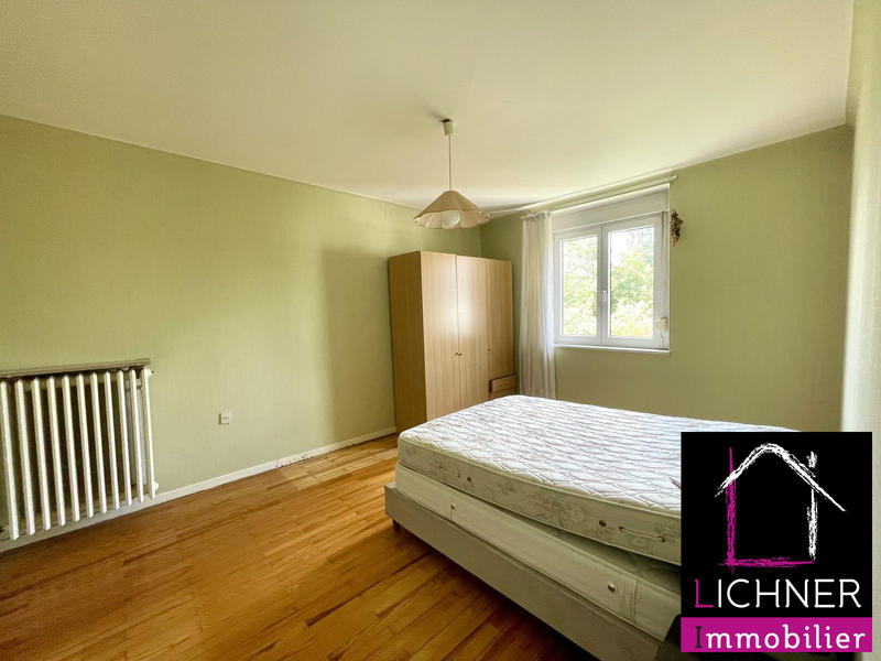 Maison - 176 m² - 8 pièces