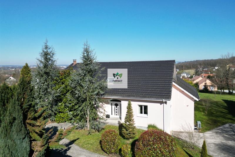 Maison contemporaine - 312 m² - 10 pièces