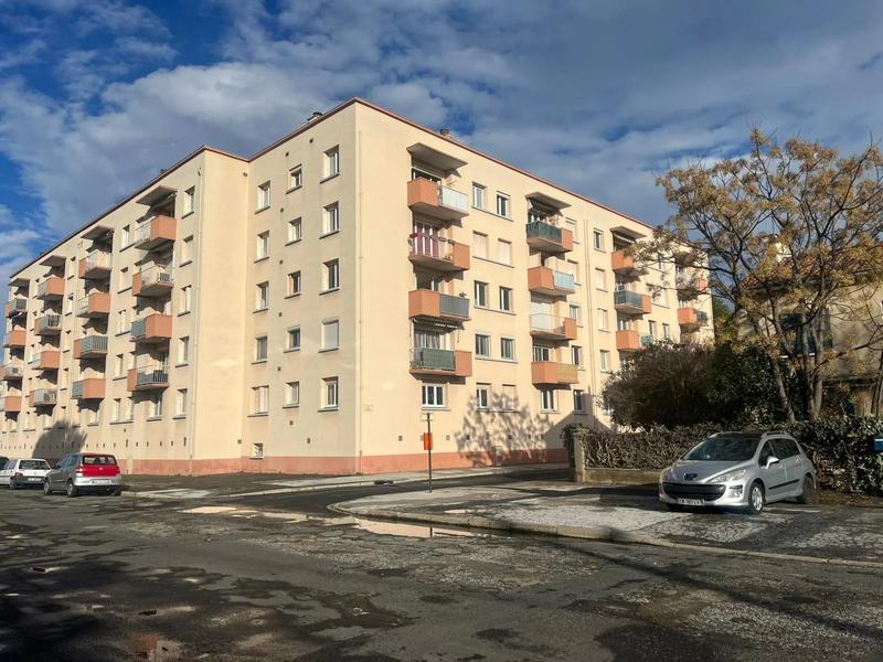 Appartement - 80 m² - 5 pièces