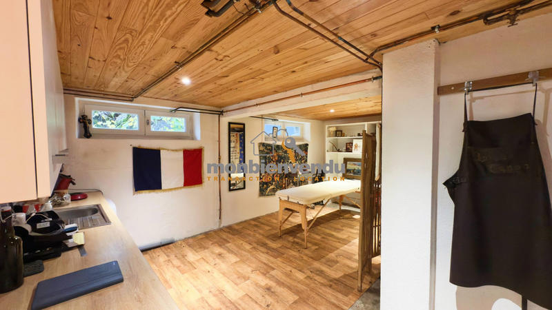 Maison - 99 m² - 5 pièces