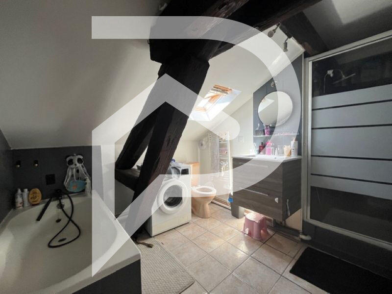 Appartement - 85 m² - 4 pièces