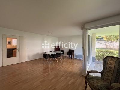 Appartement - 93 m² - 4 pièces