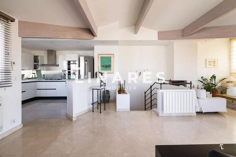 Maison - 112 m² - 4 pièces