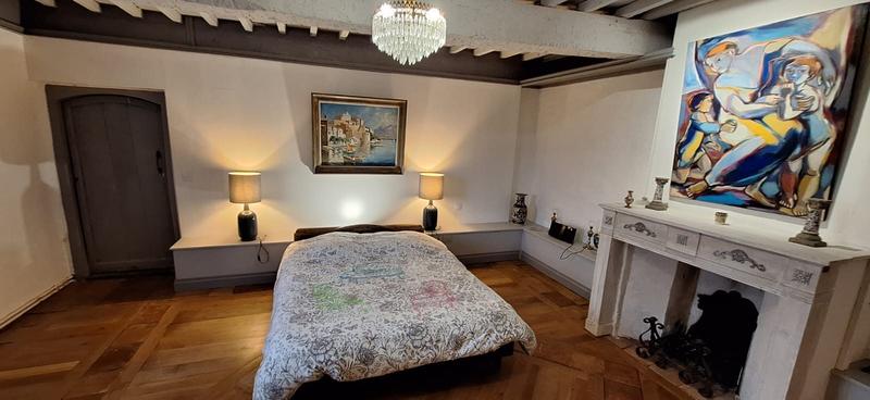 Maison - 347 m² - 1 pièce