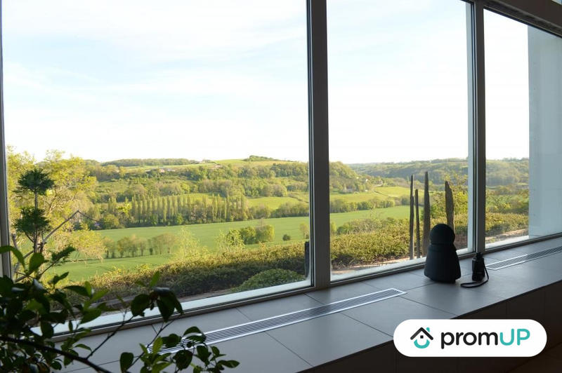 Maison traditionnelle - 148 m² - 4 pièces