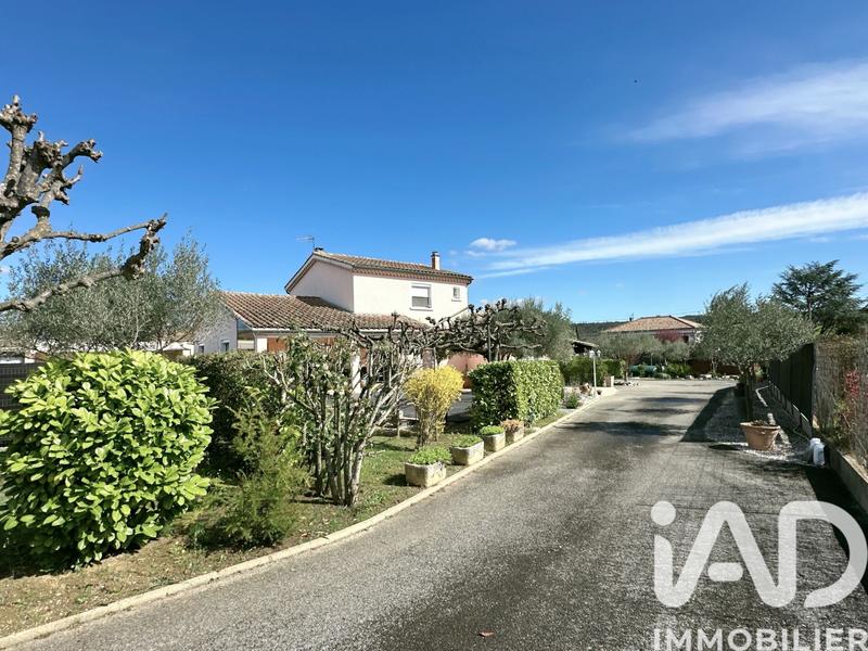 Maison - 140 m² - 7 pièces