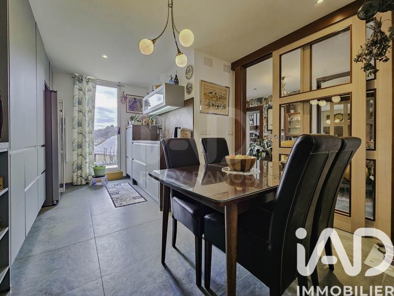 Maison de maîtres - 300 m² - 12 pièces