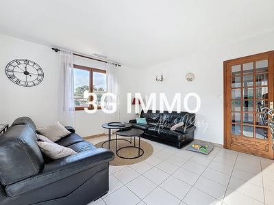 Maison - 103 m² - 4 pièces