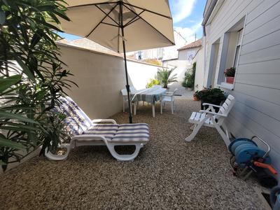 Maison - 170 m² - 8 pièces