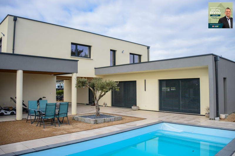 Maison - 170 m² - 6 pièces