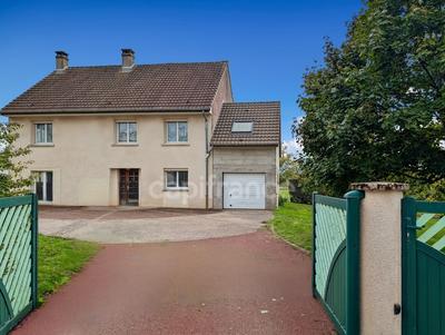 Maison - 162 m² - 6 pièces