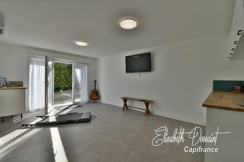 Maison - 196 m² - 7 pièces