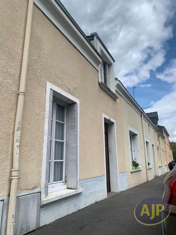 Maison - 121 m² - 5 pièces