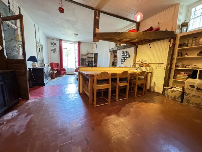 Maison ancienne - 230 m² - 6 pièces