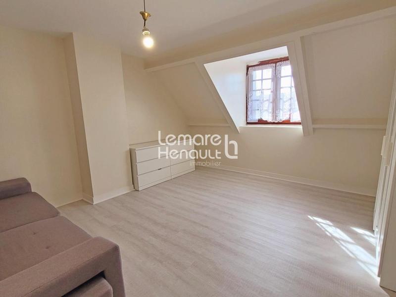 Pavillon - 105 m² - 6 pièces