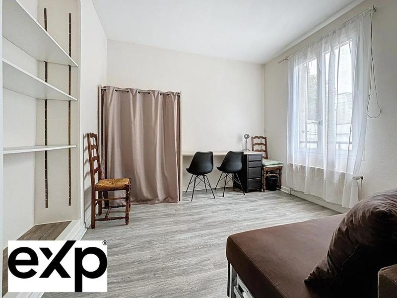 Maison - 170 m² - 8 pièces