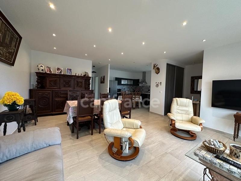 Maison - 84 m² - 3 pièces