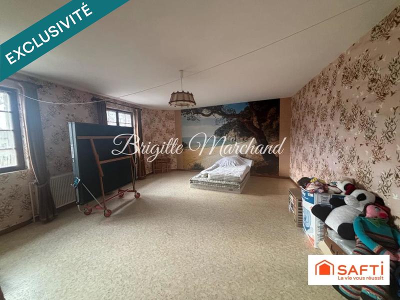 Maison - 230 m² - 8 pièces