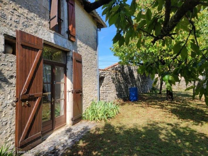Maison en pierre - 177 m² - 5 pièces