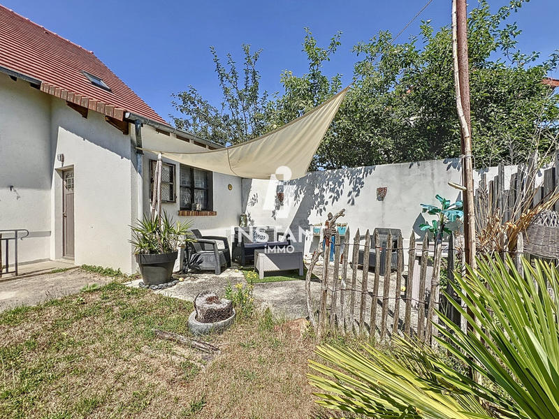 Maison - 156 m² - 8 pièces