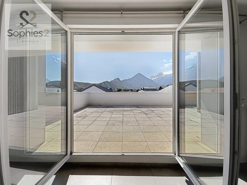 Appartement - 113 m² - 4 pièces