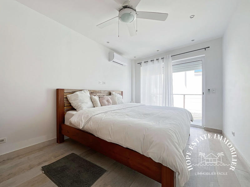 Villa - 1 100 m² - 25 pièces