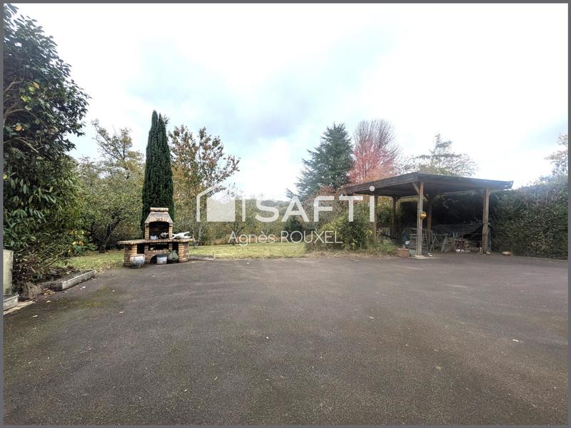 Maison - 195 m² - 5 pièces