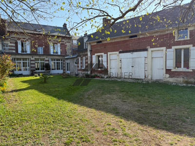 Propriété - 218 m² - 7 pièces