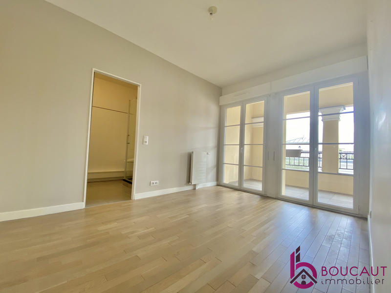 Appartement - 102 m² - 5 pièces
