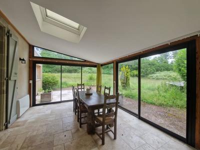 Maison - 200 m² - 6 pièces