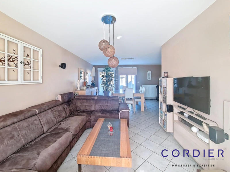 Maison - 114 m² - 5 pièces